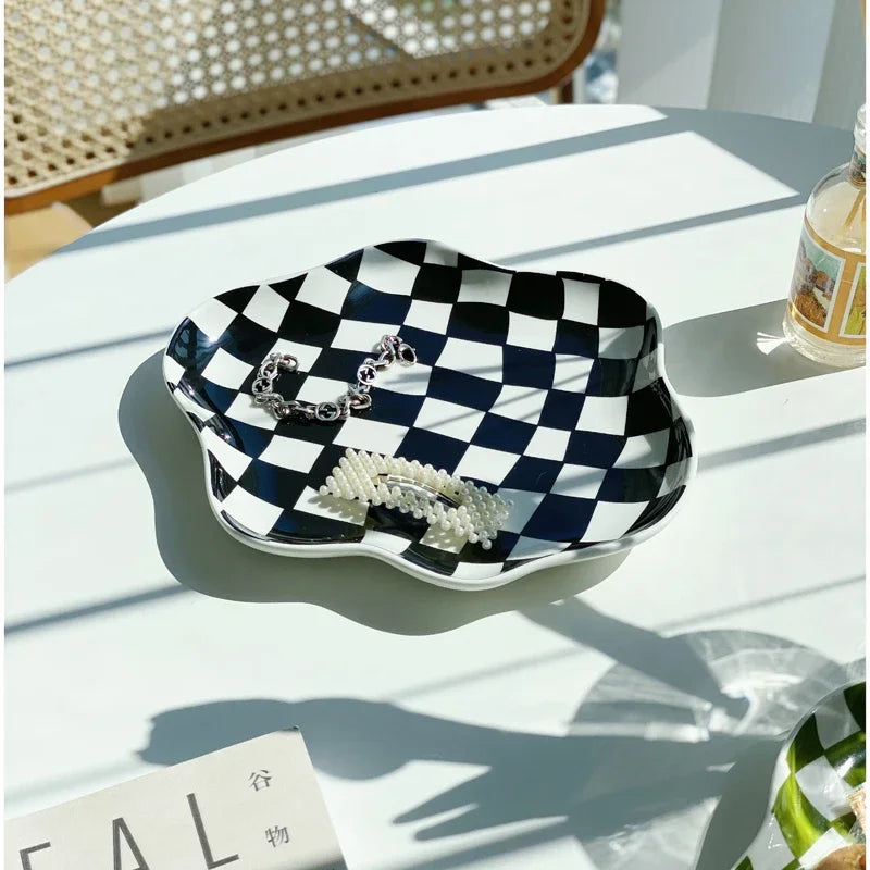 Wavy Check Dishes