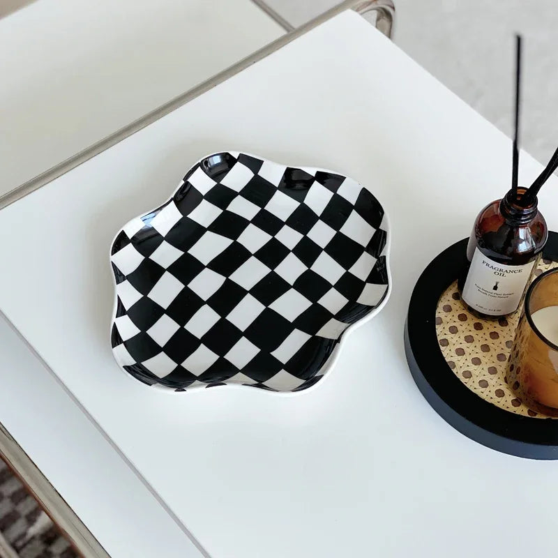 Wavy Check Dishes